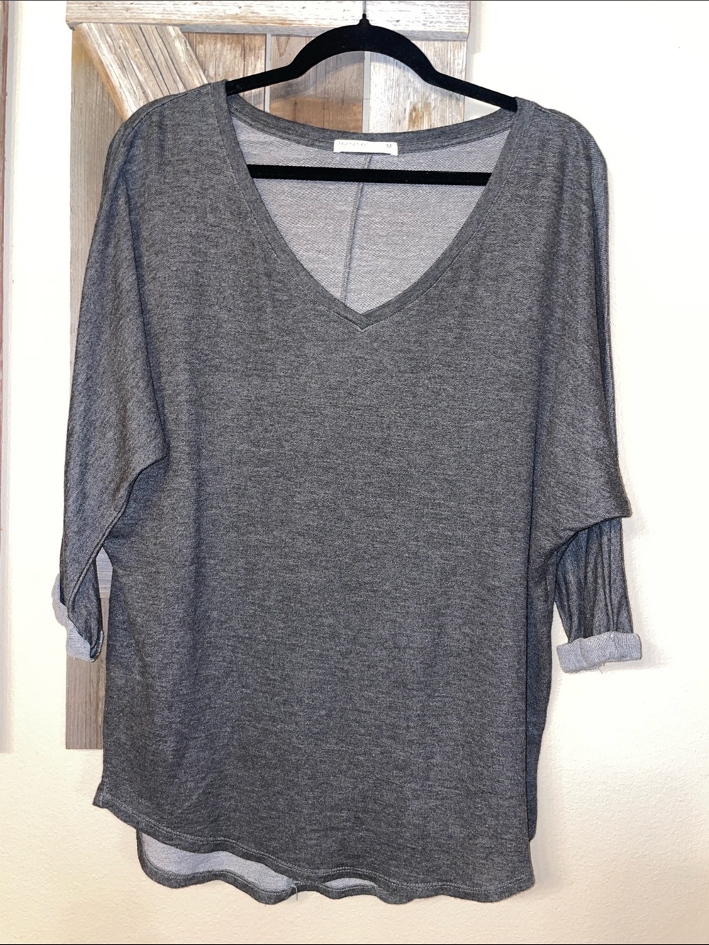Women's Gray V-Neck Lightweight Knit Top